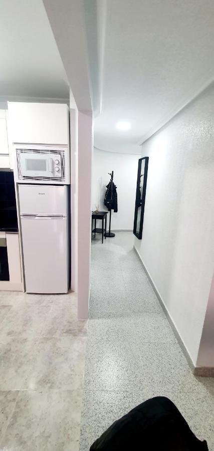 Apartments On The Beach In Torrevieja Exterior foto